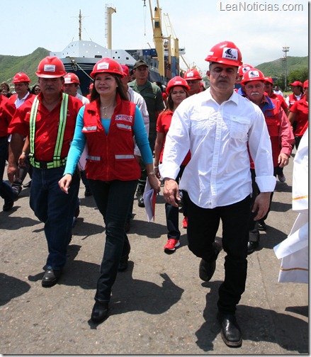 Ministra y tarek inauguraron obras en Bolipuerto
