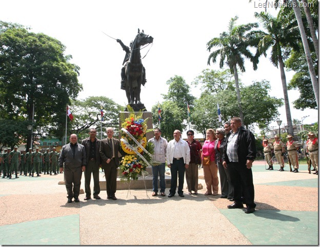 acto plaza bolivar