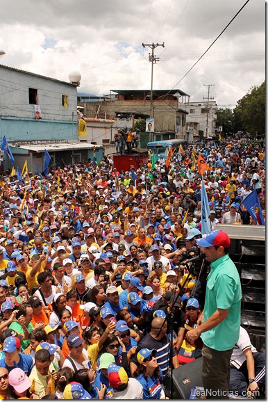 Capriles_cementerio_caracas (1)