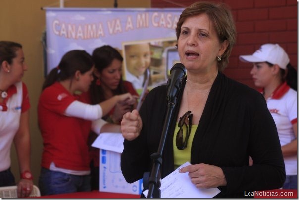 Ministra-de-Educacion-Maryann-Hanson