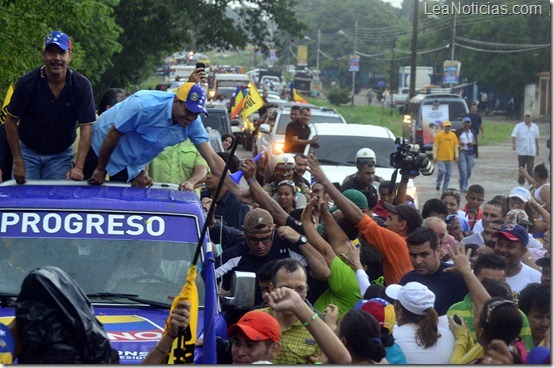 15CARAVANA EN SANTA INES EDO. LARA_GS