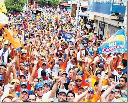 20_Cadena humana por la paz de Fuerza Joven