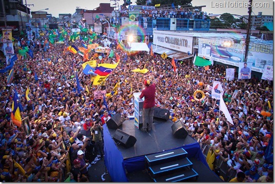 CIERRE_DE_CAMPAN_A_EN_LA_CIUDAD_DE_BARINAS-_FOTOS_GUILLERMO_SUA_REZ-18