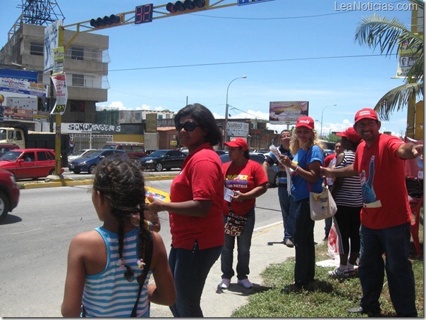 FORMADORES TOMAN SEMAFOROS