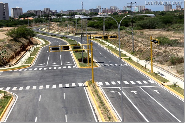 FOTO 4 AV PLACIDO MANEIRO , FOTO FRANKLIN VASQUEZ