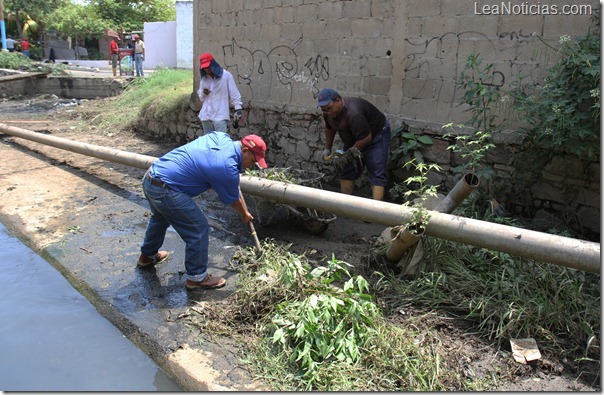 Operativo de limpieza servicios publico. (2)