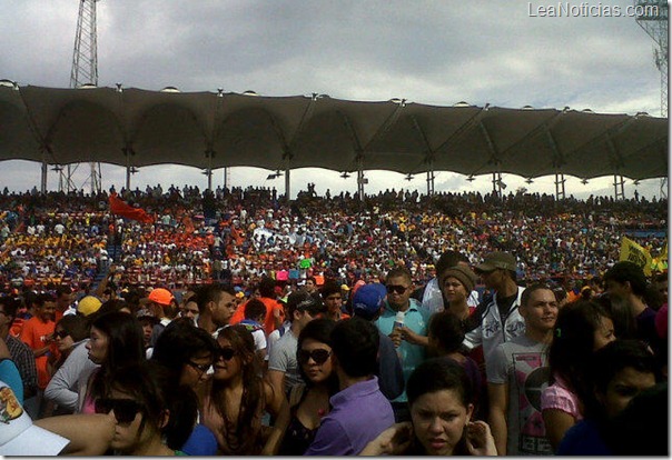 glea_carol-barquisimeto-estadio-capriles