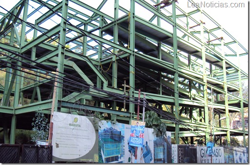 Construción del Gimnasio Vertical, Baruta