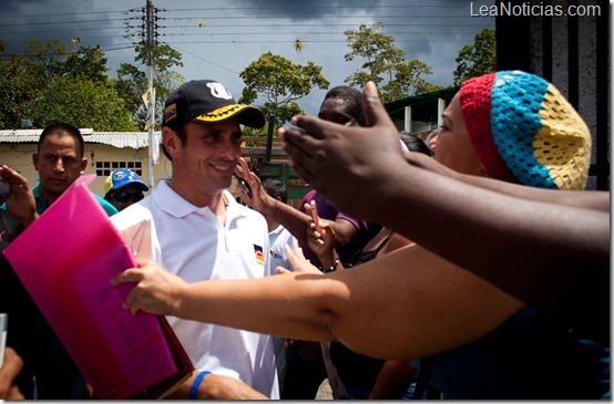 ENTREGA PRONTO SOCORRO MOVIL EN EL PUEBLO DEL CLAVO MUNICIPIO ACEVEDO_GS -13