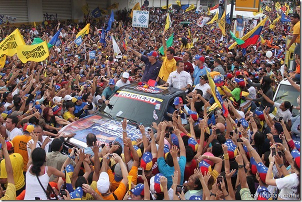 capriles_cierre_campaña_barcelona_anzoategui_ (10)