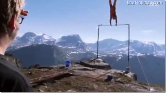 gimnasta-sobrevive-caida-acantilado-noruega