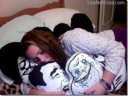 personas Forever Alone 13