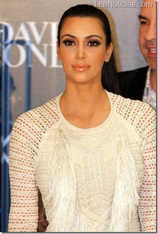 405px-Kim_Kardashian_3,_2011