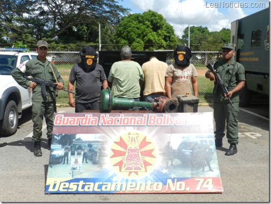 detenidos por desmantelar pozo petroleros (Core 7)