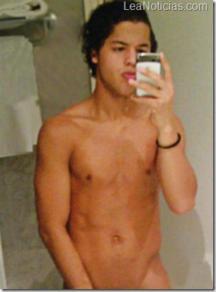 giovaniDosSantos giovaniDosSantos