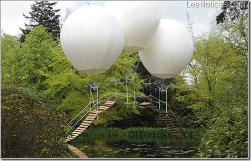puente-colgante-globos-helio