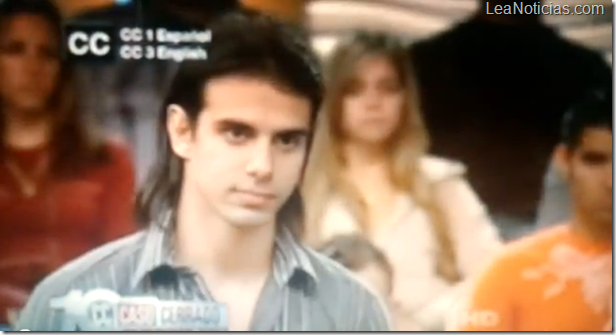 su mamá le da pecho a aún a los 21 años