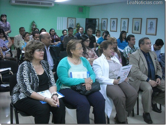 1 80 participantes asistieron a la Jornada de Actualización Médica del CMZ