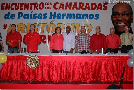 COMUNIDAD EXTRANJERA ORGANIZADA ENTREGÓ PROPUESTAS AL CANDIDATO ARISTÓBULO ISTÚRIZ