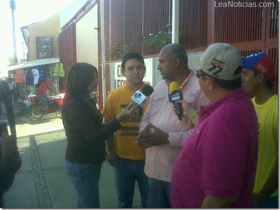 Falcon (2) Falcon (2)