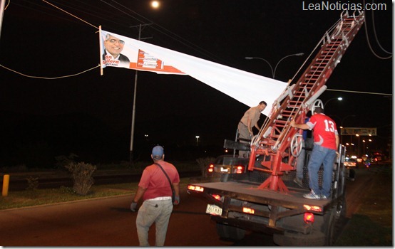 Retiran publicidad electoral en el municipio.