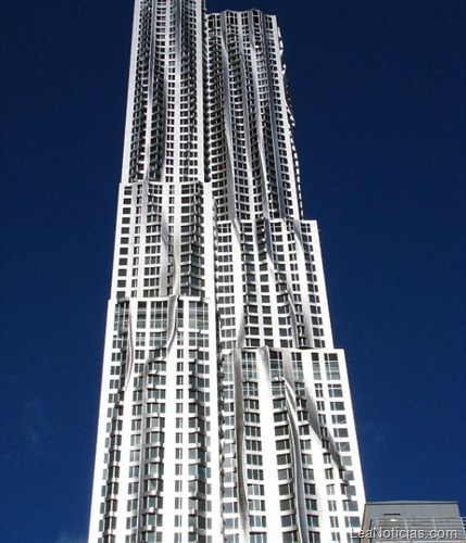 rascacielos2011-600x700