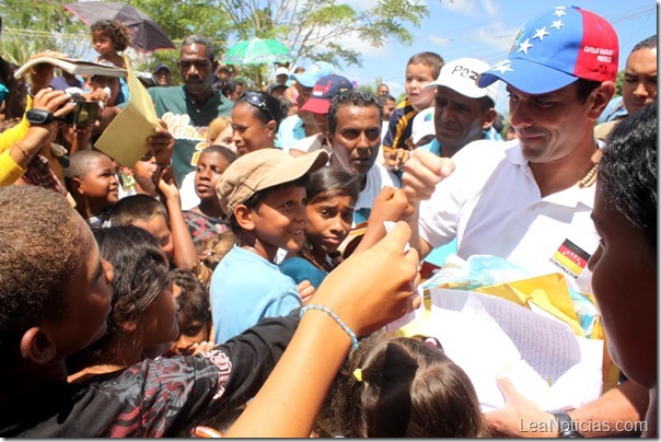 capriles-radonski-habla-sobre-el-paquetazo-rojo-y-los-materiales-de-construccion