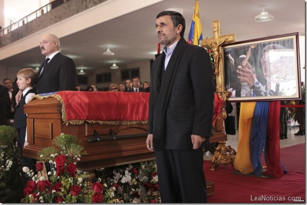Ahmadinejad-espera-que-chávez-vuelva-del-más-allá