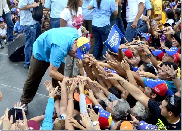 Capriles_en_Falcon_aumentare_sueldo_minimo_en_40_por_ciento_CAMPAnA_ (2)