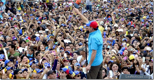 Capriles_en_Falcon_aumentare_sueldo_minimo_en_40_por_ciento_CAMPAnA_ (4)