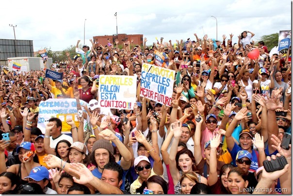 Capriles_en_Falcon_aumentare_sueldo_minimo_en_40_por_ciento_CAMPAnA_ (6)
