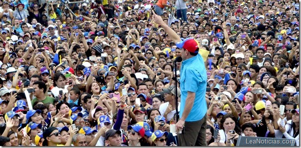 Nicolás Venezuela no es tuya No te vistas que no vas (1)