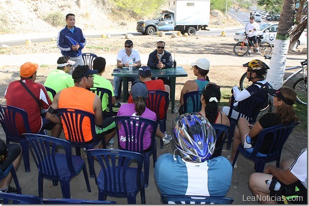 alcalde-de-lecheria-se-reunio-con-vecinos