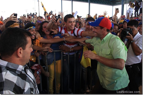 asi-fue-la-visita-de-capriles-a-cabimas-estado-zulia (2)