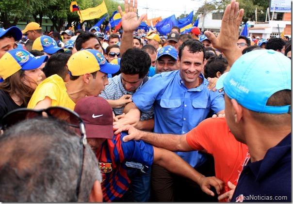 capriles_en_zulia_vamos_a_revertir_el_paquetazo_de_maduro_ (10)