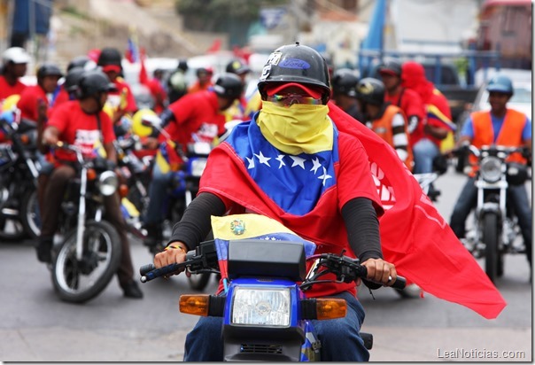 caravana_petroleros_anzoategui_apoyo_hugo_chavez_ (4)