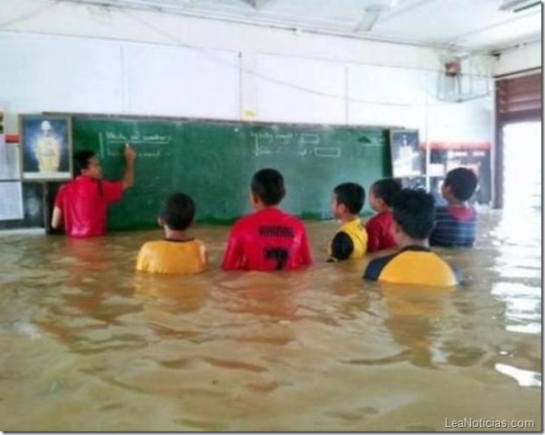 estudiando-en-la-inundacion