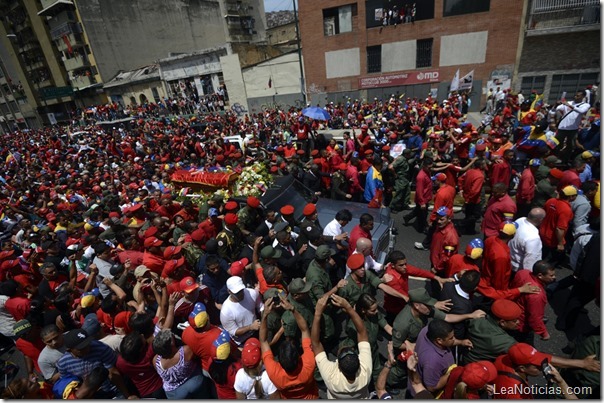 VENEZUELA-CHAVEZ-DEATH-FUNERAL-CORTEGE