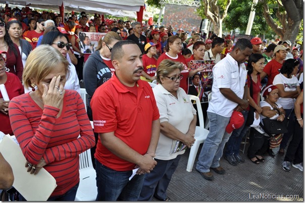 homenaje-presidente-plaza-bolivar-puerto-la-cruz