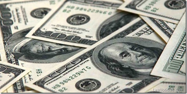 primera-subasta-de-dólares-