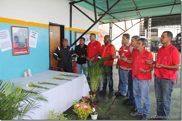 trabajadores-puerto-guaira-fallecimiento-chavez