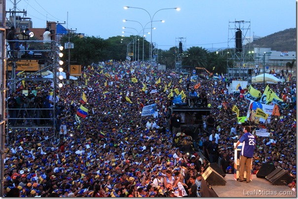 Capriles_Barcelona_08_de_abril_ (7)
