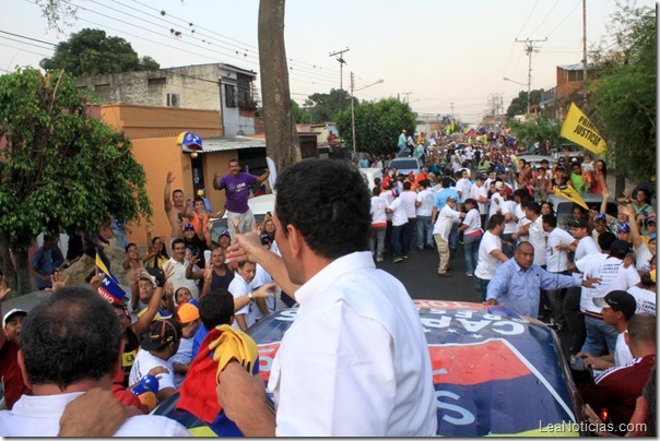 Capriles_Carabobo_Campaña_14-A_ (12)