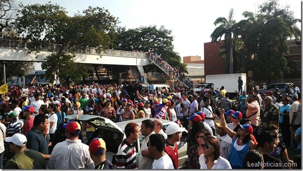 Protesta_CNE_Barcelona_Anzoategui_15_abril_ (14)