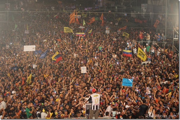 acto-de-capriles-en-Barinas-03-abril-2013 (1)