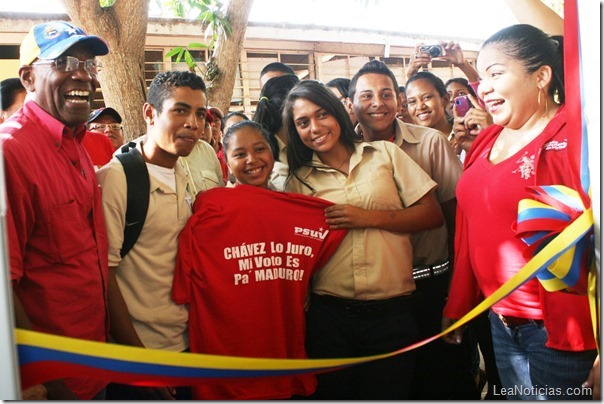 aristobulo_inaugura_comedor_anzoategui_ (2)