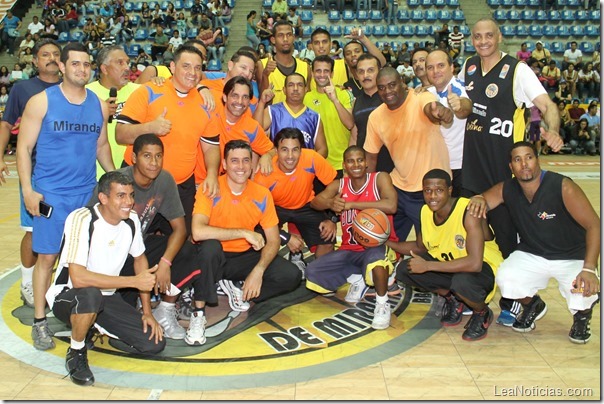 capriles_baloncesto_caimanera_petare_ (6)