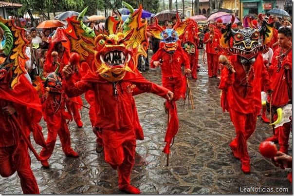 diablos-danzantes-corpus-christi-homenaje