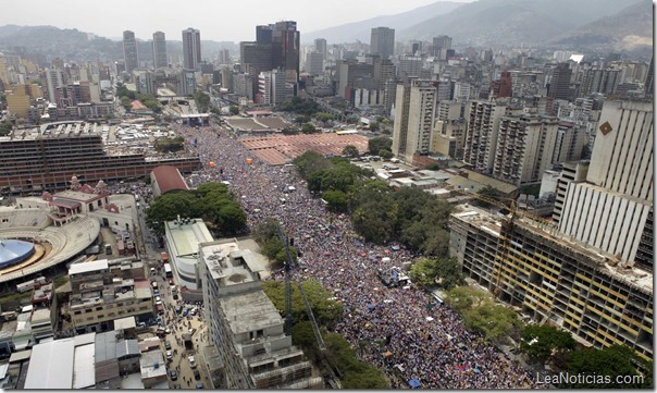 henrique-capriles-radonski-en-caracas-cierre-de-campana (24)