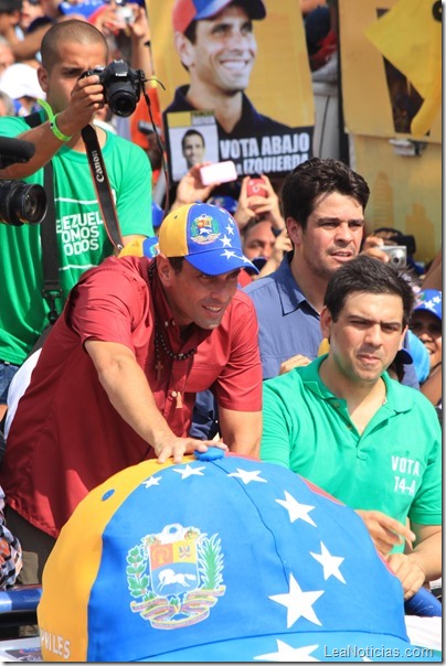 henrique-capriles-radonski-en-caracas-cierre-de-campana (3)